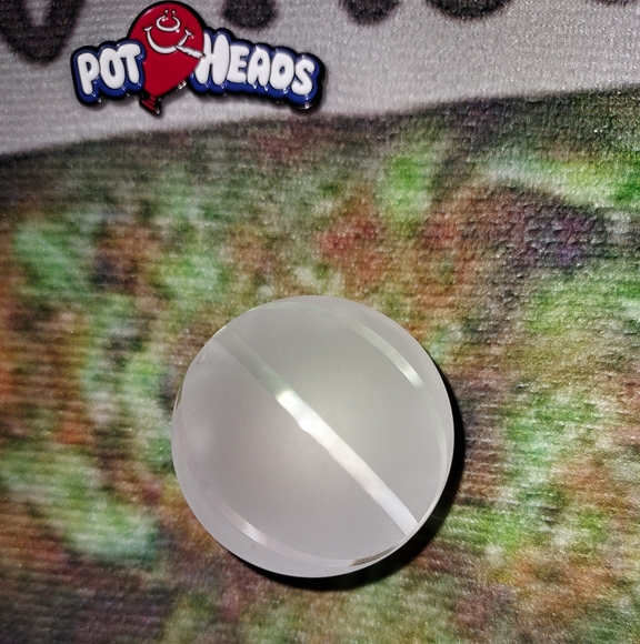 Crystal Basketball 🏀 (40 mm) - Picture 11 of 11